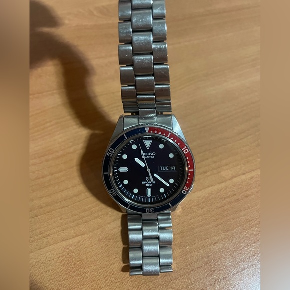 ✨⏱RARE VINTAGE 1979 SEIKO 7546 6049 PEPSI BEZEL QUARTZ DIVER⏱✨ - Picture 8 of 9